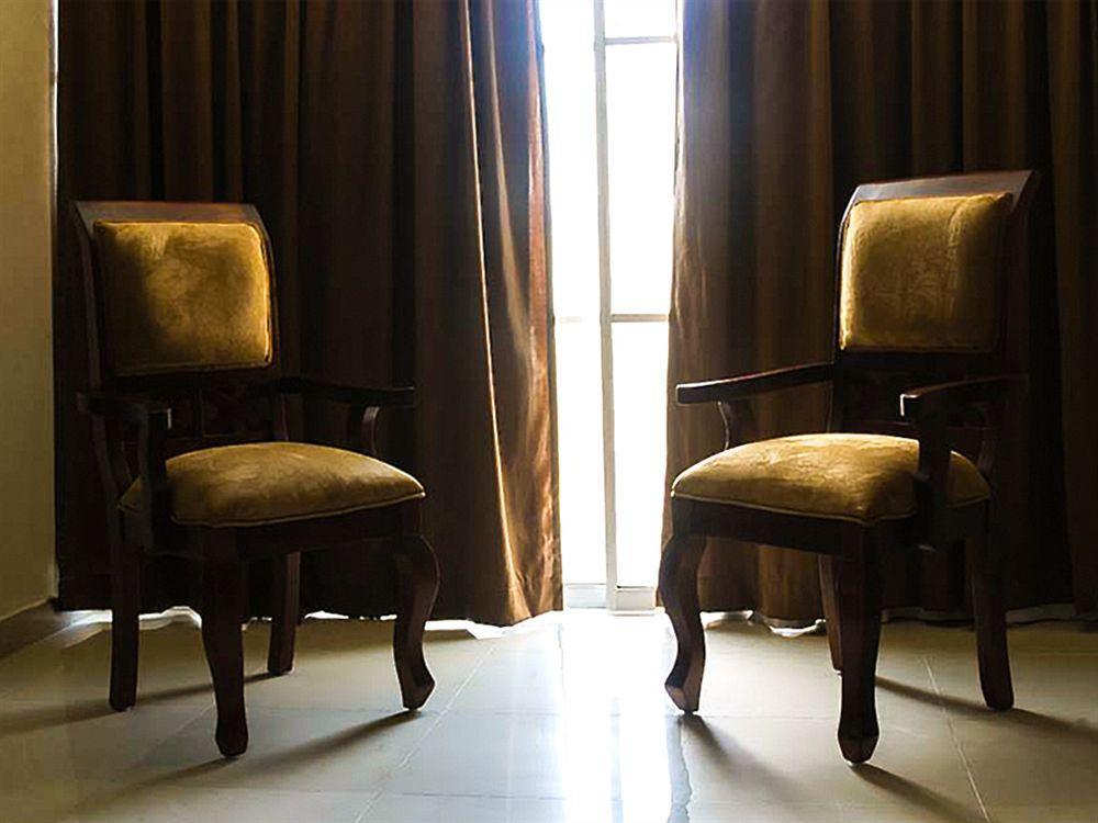 Hotel Luis V Santo Domingo Buitenkant foto
